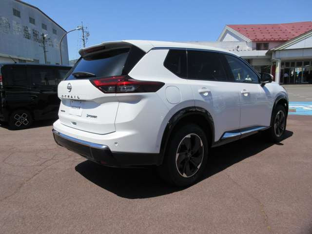 エクストレイル1.5 G e-4ORCE 4WD