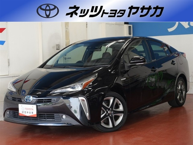 プリウス1.8 S ツーリングセレクション E-Four 4WD