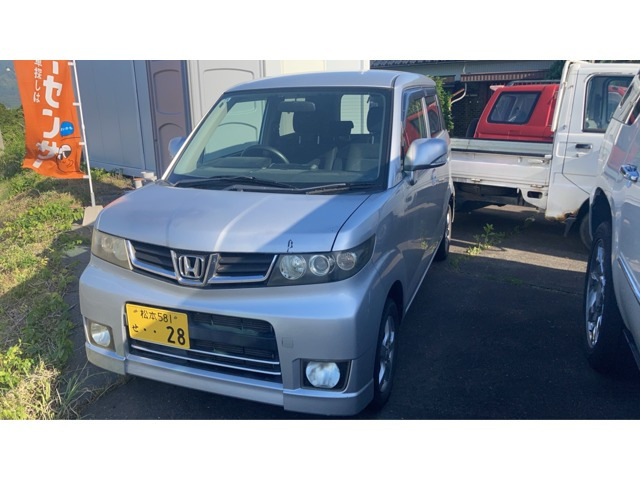 ゼストスパークG ターボ 4WD
