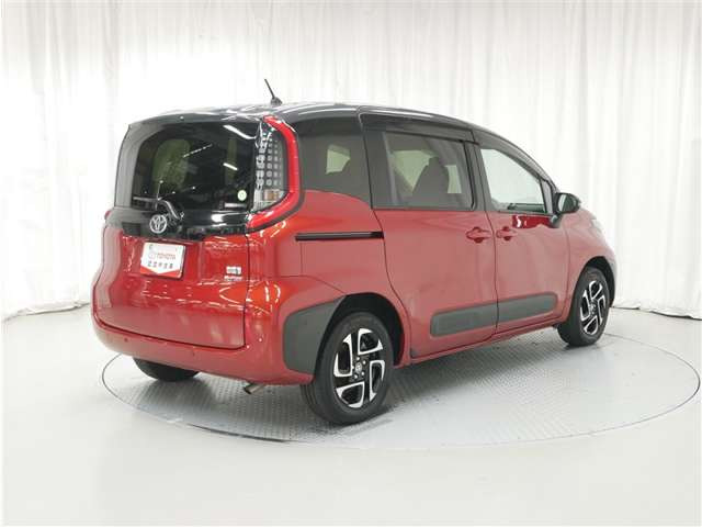 シエンタハイブリッド 1.5 Z E-Four 4WD