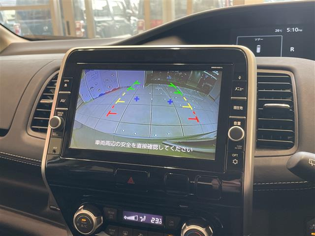セレナ2.0 ハイウェイスター プロパイロット エディション