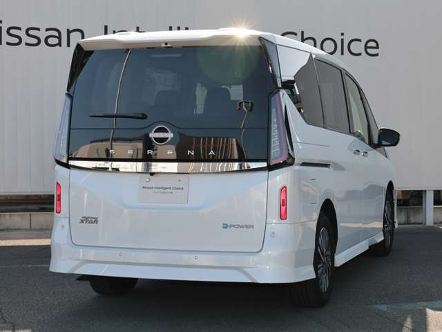 セレナ1.4 e-POWER ハイウェイスターV