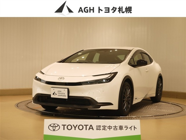 プリウス1.8 X E-Four 4WD