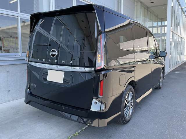 セレナ2.0 ハイウェイスターV