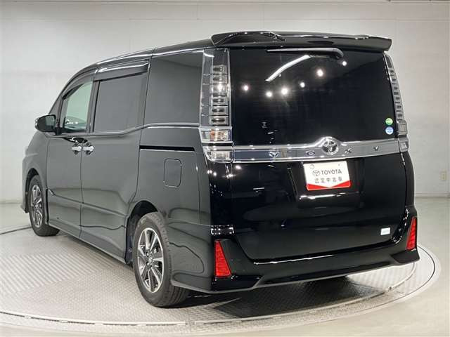 ヴォクシー2.0 ZS 煌