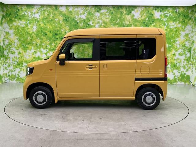 N-VAN+スタイル ファン ターボ  4WD