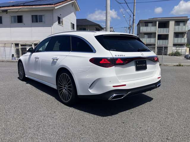 EクラスE220d AMGラインパッケージ (ISG)