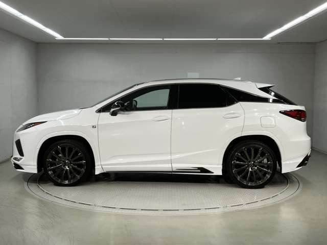 RX300 Fスポーツ 4WD