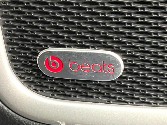 ��beats�T�E���h�V�X�e��:�Ԏ했�ɍœK�ȃ`���[�j���O���{�����ABeats Audio�v���~�A���T�E���h�V�X�e���𓋍ځB�d�����̂��鉹�y�����y���݂��������܂��B