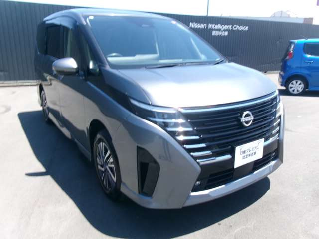 セレナ2.0 ハイウェイスターV 4WD