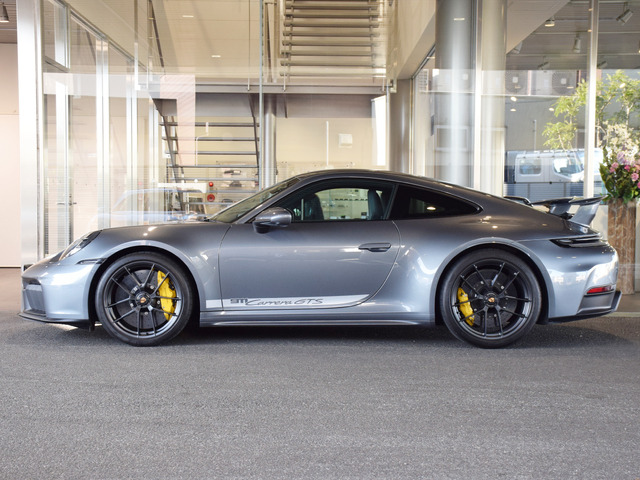 911カレラ GTS PDK