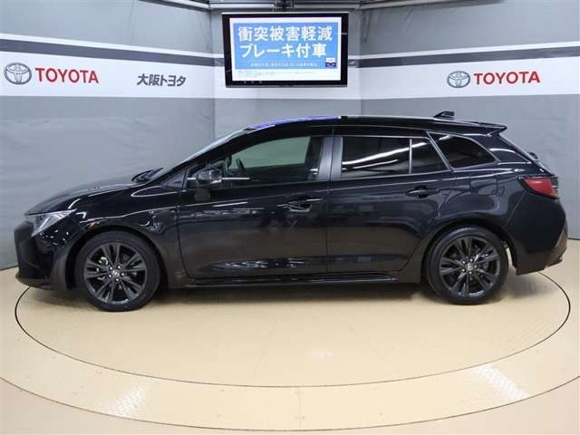 カローラツーリング1.8 ハイブリッド W×B