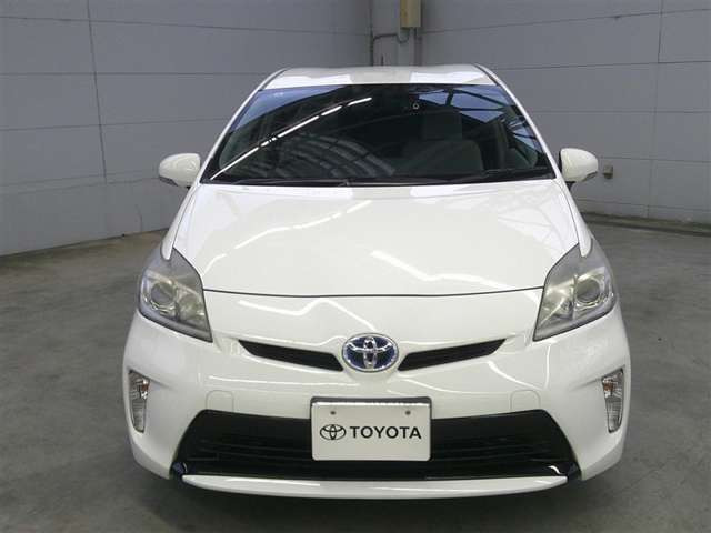 プリウス1.8 S