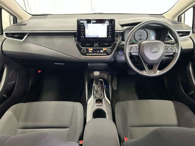 カローラツーリング1.8 ハイブリッド G-X E-Four 4WD