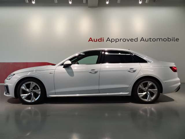 A445 TFSI クワトロ Sライン 4WD