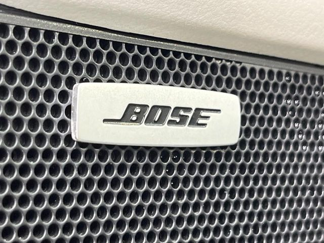 �yBOSE�T�E���h�V�X�e���z���[�J�[�I�v�V�����̍��i�ʃT�E���h�V�X�e���𓋍ځB��p�̃`���[�j���O���{���ꂽ�召�l�X�ȃX�s�[�J�[����ǎ��ȃT�E���h���t�ł��A�Տꊴ���ӂ�鉹����Ԃ����o���܂��B