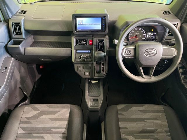 タフトX