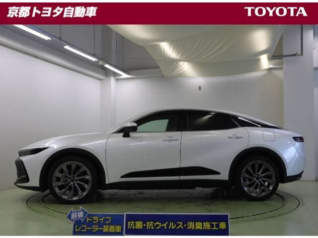クラウンクロスオーバー2.5 G アドバンスト レザー パッケージ E-Four 4WD