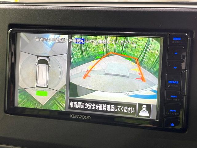 �y�}���`�A���E���h���j�^�[�z��p�̃J�����ɂ��A�ォ�猩���낵���悤�Ȏ��_��360�x�N���}�̎��͂��m�F���邱�Ƃ��ł��܂������p�������m�F���₷���A�����ꏊ�ł̐؂�Ԃ��⒓�Ԃ��X���[�Y�ɍs���܂��B