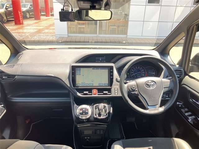 ノア1.8 ハイブリッド Si W×B