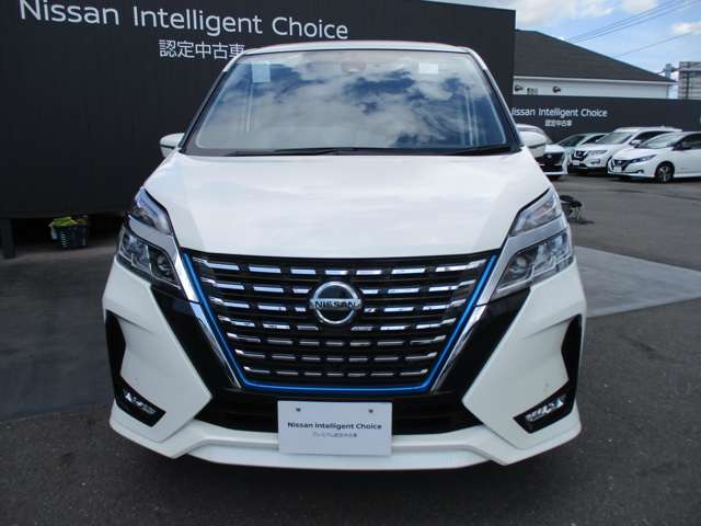 セレナ1.2 e-POWER ハイウェイスターV