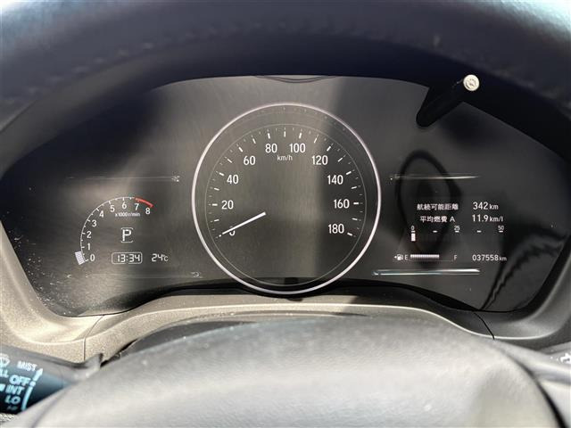 ヴェゼル1.5 X ホンダセンシング 4WD