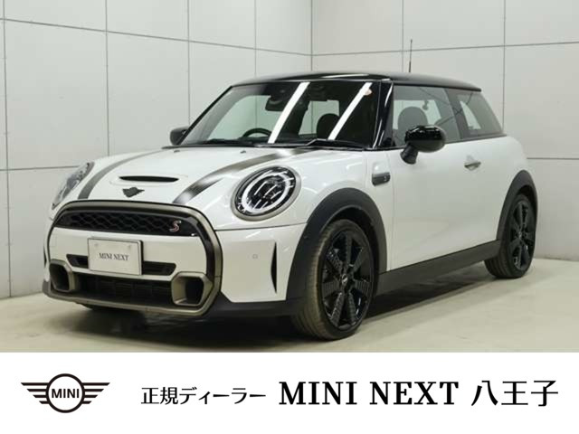 ミニクーパー S レゾリュート エディション DCT