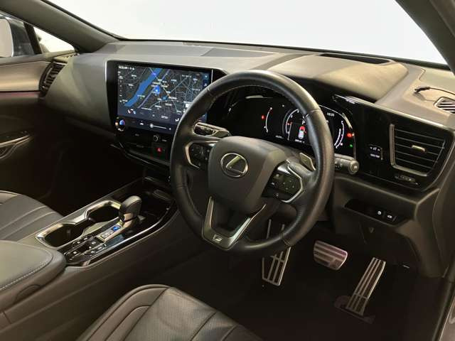 NX350 Fスポーツ 4WD
