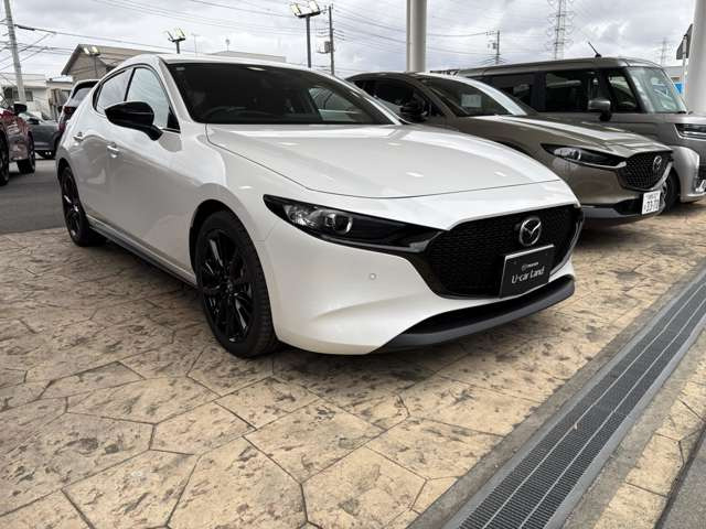 MAZDA3ファストバック1.5 15S ブラック セレクション