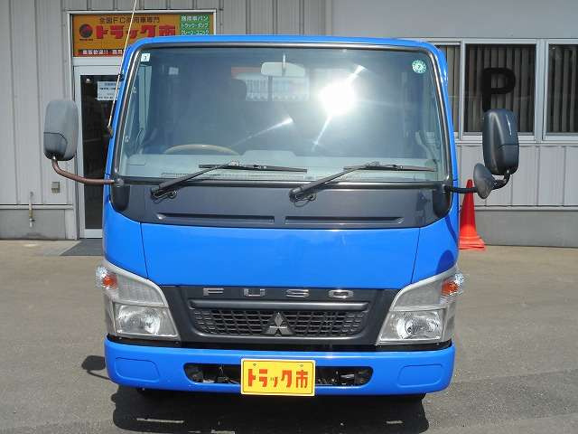 キャンターガッツ3.0 ダブルキャブ ロング 全低床 DX ディーゼル 4WD