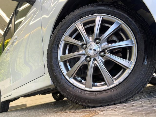 �y����14�C���`�A���~�z�C�[���z�O�ςɃ}�b�`���������A���~�z�C�[���𑕒����Ă���܂��B�e��ЊO�A���~�z�C�[����A�X�^�b�h���X�^�C�����戵�����Ă���܂��B���񂲑��k����������