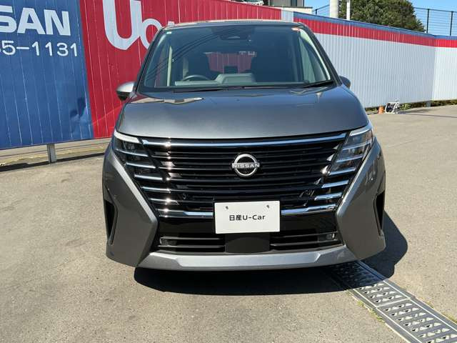 セレナ1.4 e-POWER ハイウェイスターV