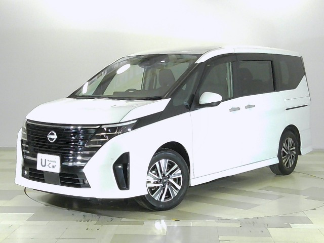 セレナ1.4 e-POWER ハイウェイスターV