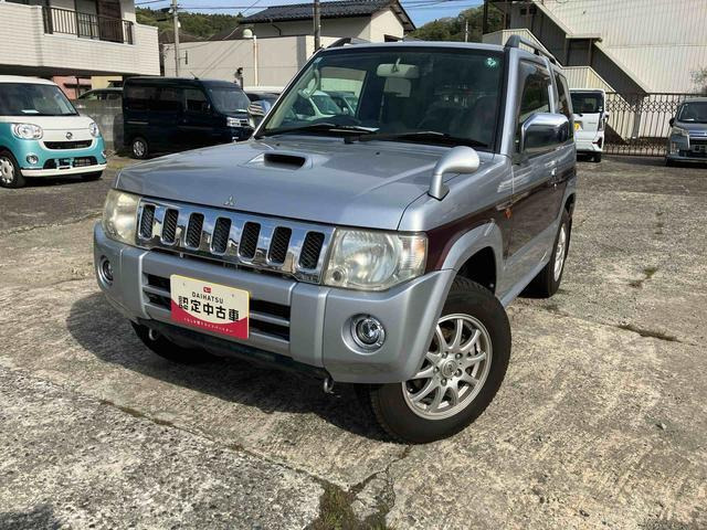 パジェロミニエクシード 4WD