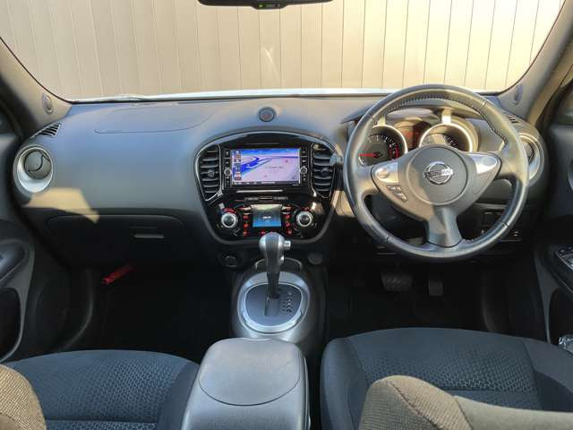 ジューク1.5 15RX V セレクション
