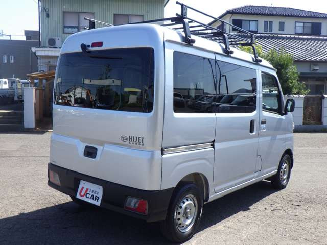ハイゼットカーゴデラックス