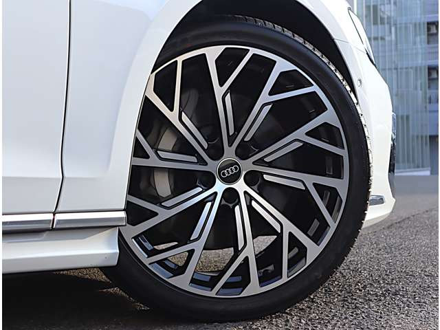 A855 TFSI クワトロ 4WD