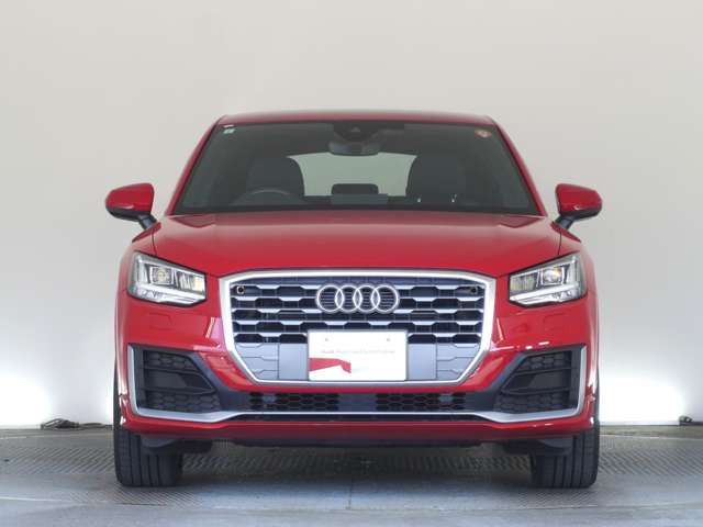 Q230 TFSI スポーツ