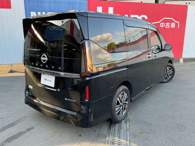 セレナ1.4 e-POWER ハイウェイスターV