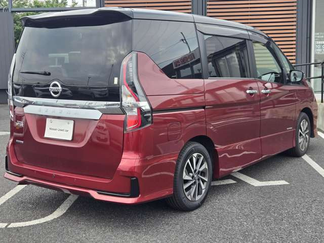 セレナ2.0 ハイウェイスターV