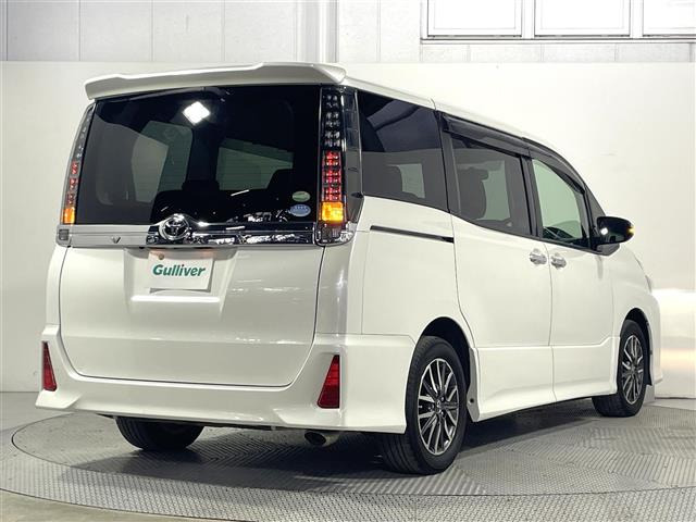 ヴォクシー2.0 ZS 煌