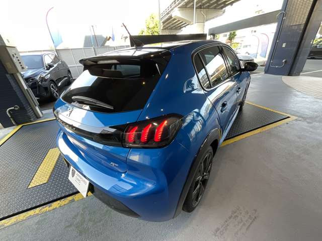 e-208GT