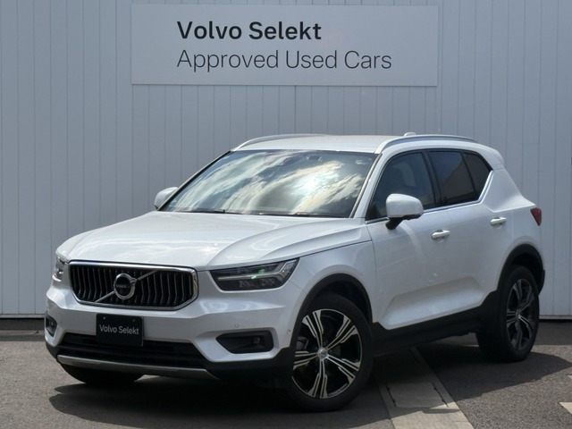 XC40B4 AWD インスクリプション 4WD