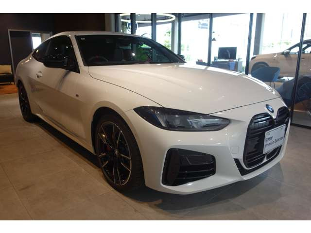 4シリーズクーペM440i xドライブ 4WD