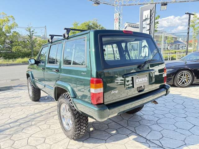 チェロキースポーツ 4WD