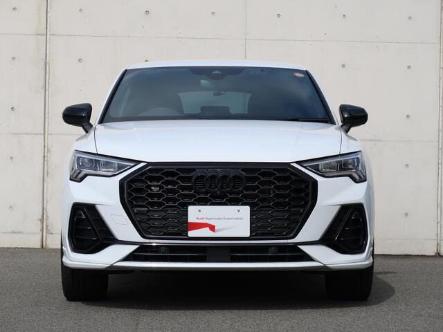 Q3