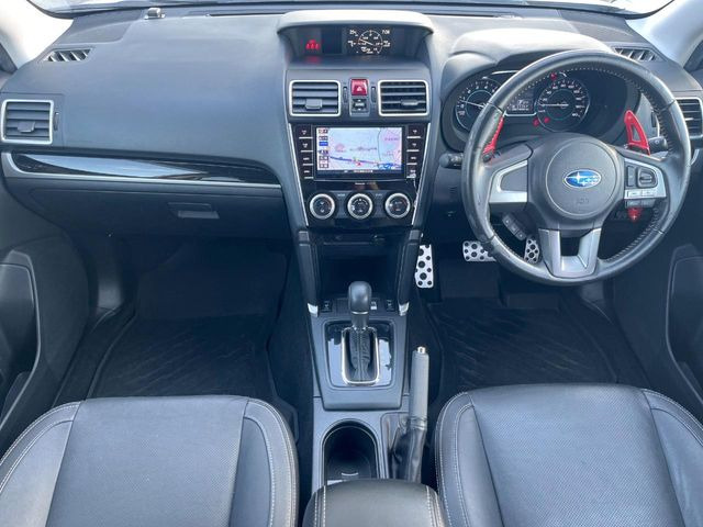 フォレスター2.0 XT アイサイト 4WD