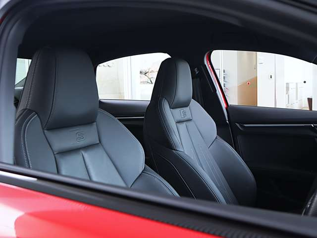 S3セダン2.0 4WD