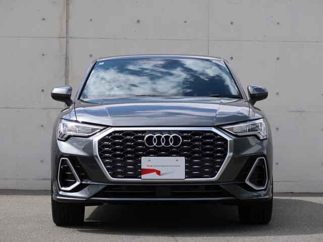 Q3