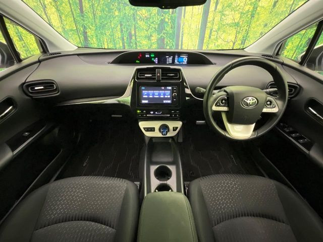 プリウス1.8 S セーフティ プラス